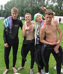 Lycra guys 2 5ccf2cdec2460.jpg