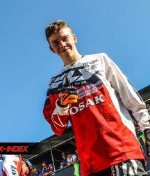 Motorsport dudes 5ccf33d03ebe7.jpg
