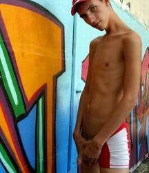 Pee boys 8 5ccf5fe8cad92.jpg