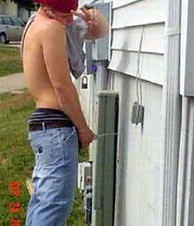 Pee boys 8 5ccf5ff0de2f7.jpg