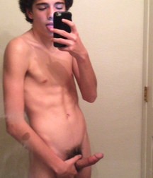 Twink selfies 2 5cd065dd83026.png