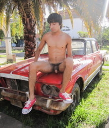 Twink knights 5cd071e4f268a.jpg