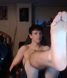 Twinks smelly feet 5cd2f9621cec2.jpg