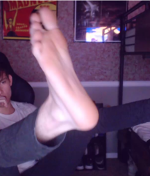 Twinks smelly feet 5cd2f9931da30.png