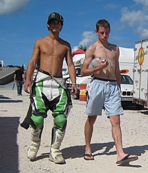 Twinks 99 5cd6dd1cc6950.jpg