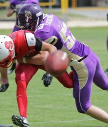 Football hunks 5cd720f54f050.jpg