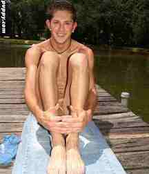 Boy models feet 5cf2cb8313a82.jpg