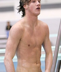 Swimmer beauties 5cf58a4570108.jpg