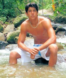 Twinks 104 5cf7e0f4766a0.jpg