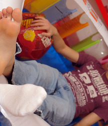 Suck the twinks toes 5cf83f4de6d04.jpg
