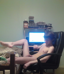 Suck the twinks toes 5cf83f5c308df.jpg