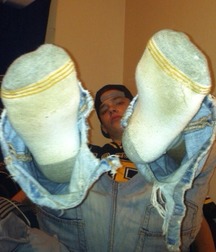 Sniff our dirty sox 5cf8c89e0006c.jpg