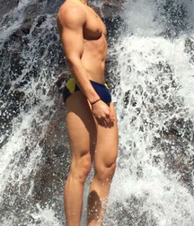 Surfer and beach hotties 2 5cfa05fba90b7.jpg