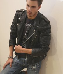 Leather wear 2 5cfa53eda1ece.jpg