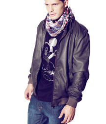 Leather wear 2 5cfa53f264da8.jpg