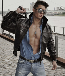 Leather wear 2 5cfa541197b29.jpg