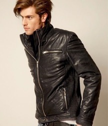 Leather wear 2 5cfa54294fba8.jpg