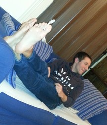 Lick my sexy feet 5cfa8056aabbc.jpg