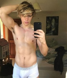 Blondes are beautiful 5cfb631550ac0.jpg
