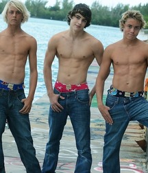 Gorgeous boy bodies 5cfb737d5e96c.jpg
