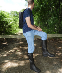 Twinks wear boots 5cfca069b9c74.jpg