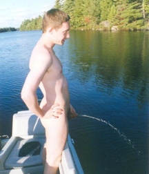 Boys peeing 2 5cfca4247d430.jpg