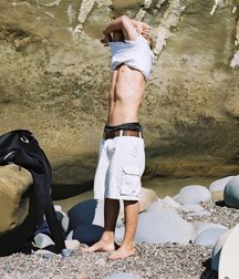Blond surfer 5cfca58a0e222.jpg
