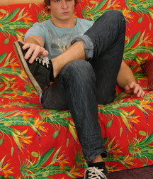 Boy feet 40 5cfccaa215aee.jpg
