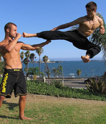 Foot fighters 5cfccda1a9ef6.png