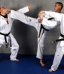 Foot fighters 5cfccdce367d4.jpg