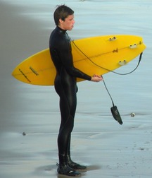 Surfer hotties 2 5cfcd75a028e0.jpg