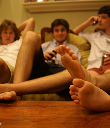 Kinky foot boys 5cfcda5f3133d.jpg