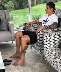 Alpha feet for worship 5cfcdd17d9f35.jpg
