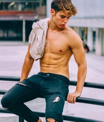 Twinks 108 5cfce04d93004.jpg