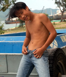 Twinks 108 5cfce076b244a.jpg