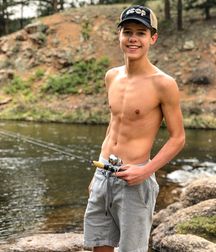 Twinks 108 5cfce0a49d66c.jpg