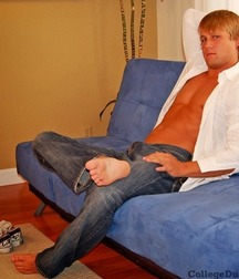 Honorable doms feet 5cfe17e42f492.jpg
