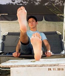 Fall in love to twinks 5cfe5f1791857.jpg