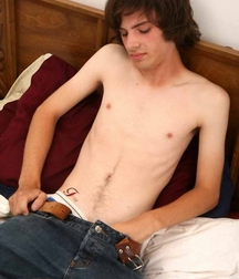 Ryan 5cfe644867d8f.jpg