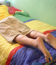 Lick the boys sweaty feet 5cfe710b27e82.jpg