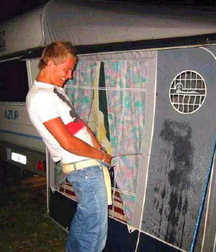 Where to go for a pee 5cff87e66c818.jpg