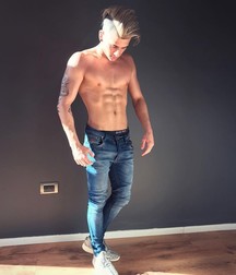 Argentinian twinks 5cffeacb4c998.jpg