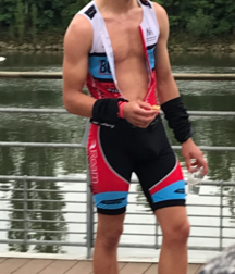 Twinks 113 5d0115638f16f.png