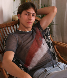Alon 5d01e86393284.jpg