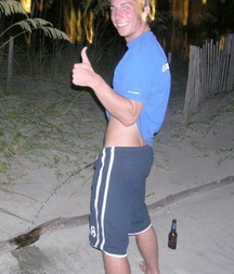 Twinks have to pee 5d01f1536911f.jpg