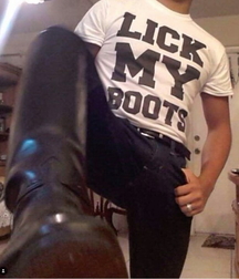 Boys loving boots 5d04d3beefbf8.jpg