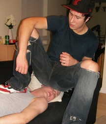 Dom Twinks with submissive bitches 5d04fcccb14ac.jpg