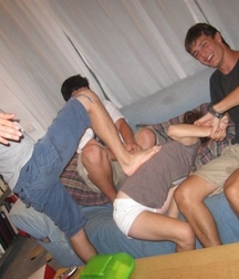 Dom Twinks with submissive bitches 5d04fcd58676d.jpg