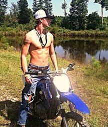 Biker buddies 2 5d05000fb4ea4.jpg