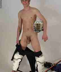 Icehockey player marek 5d069a848bed5.jpg